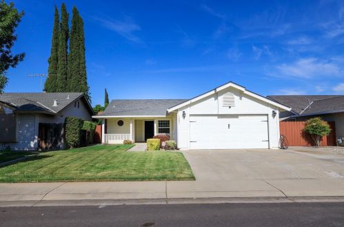1201 Winchell Way, Modesto, CA 95358-1254