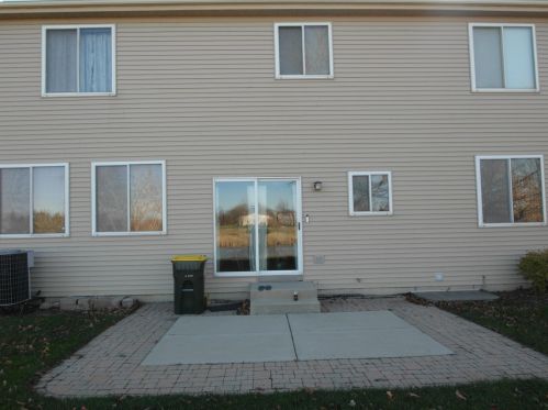 460 Brookhaven Trl, Pingree Grove IL  60140-9166 exterior