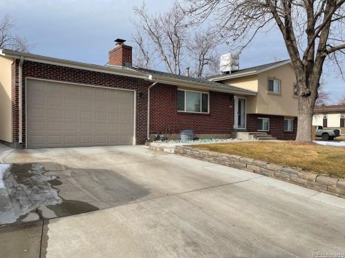 2801 Newland St, Denver, CO 80214-8035