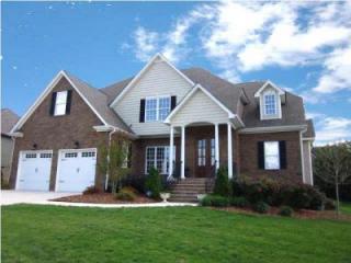 704 Shearer Cove Rd, Chattanooga, TN 37405-1936
