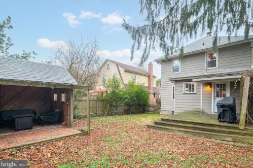 20 Evergreen Ln, Tavistock NJ  08033-1202 exterior