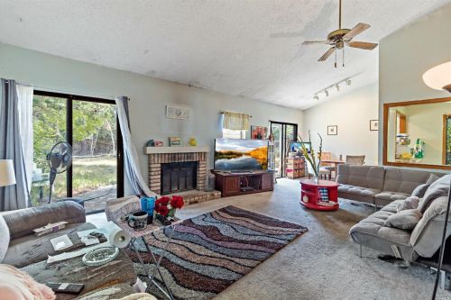 463 Myrtle Ct, Benicia, CA 94510-1451