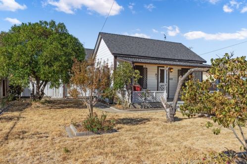 400 1st Ave, Valley Home, CA 95361-3053