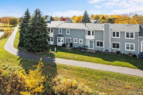 791 Daybreak Ln, Carol Stream IL  60188-3614 exterior