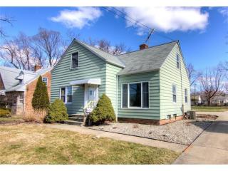 1619 Richmond Rd, Cleveland, OH 44124-2527