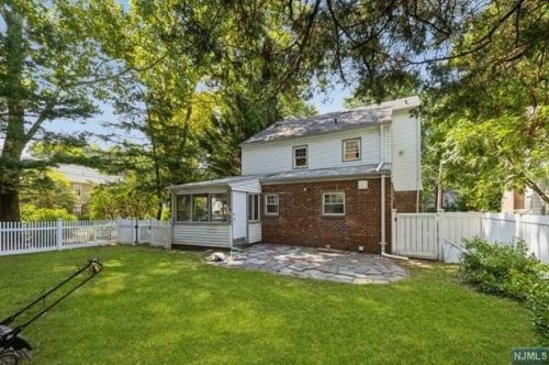 423 Forest Ave, Teaneck NJ  07666-2773 exterior