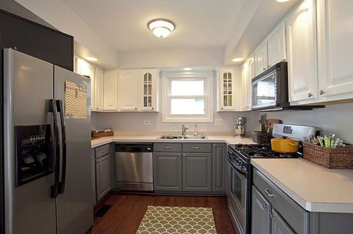318 Weatherford Ln, Naperville, IL 60565-3266