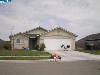 1822 Arkansas Ave, Tulare, CA 93274-9249