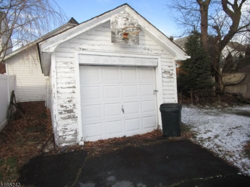 68 Ernst Ave, Bloomfield, NJ 07003-4509