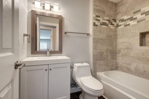 4801 Bundyhill Dr, Austin TX  78723-6115 exterior