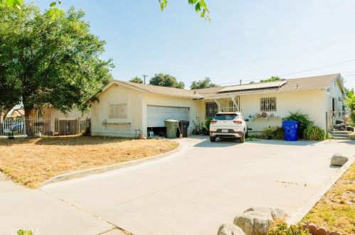 2022 Madison St, San Bernardino, CA 92411-1121