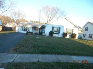 32 Heath Ln, Willingboro, NJ 08046-1720