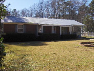 186 Pinewood Dr, Gray, GA 31032-5616