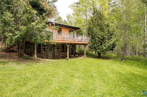 5082 Midway Rd, Duluth, MN 55811-9738