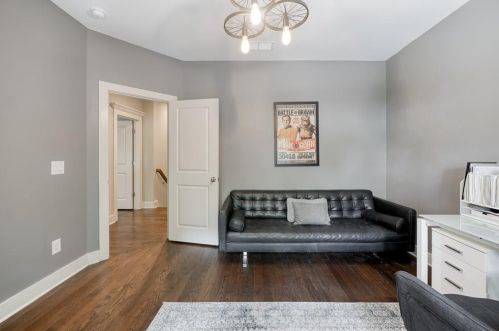52 Candler Rd, Atlanta GA  30317-3005 exterior