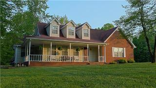255 Biggs Rd, Cottontown, TN 37048-4634