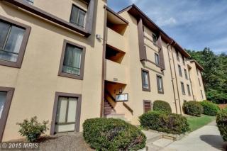 2202 Castle Rock Sq, Herndon, VA 20191-2202