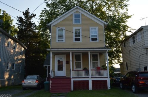 23 Brown St, Flemington, NJ 08822-1536