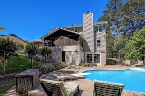 531 Buckingham Cir, Marietta, GA 30066-2505