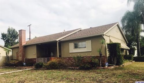 5768 Graves Ave, Van Nuys, CA 91316-1441