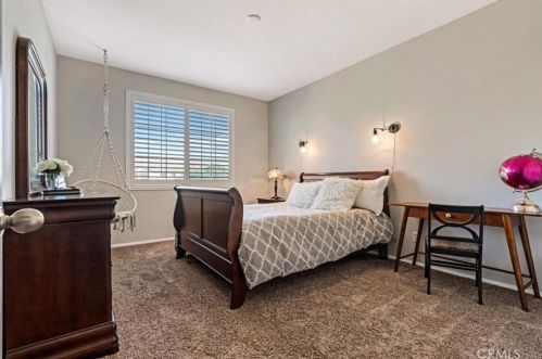 19445 Mi Casa Ct, Riverside CA  92508-6827 exterior