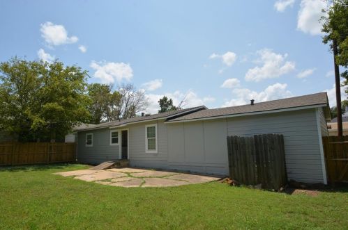505 Forby Ave, Fort Worth, TX 76103-3503