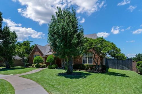2111 Menton Pl, Carrollton TX 75006-4319 exterior