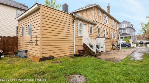 1512 Summerfield Ave, Tinton Falls, NJ 07712-6344