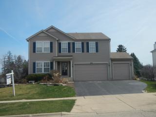 1926 Hemlock Dr, Volo IL  60050-2652 exterior