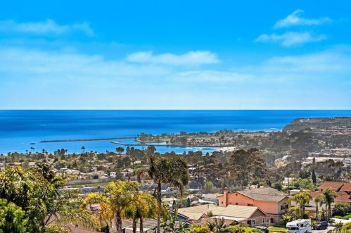 4008 Calle Bienvenido, San Clemente, CA 92673-2610