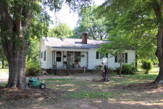 808 Lowery St, Shelby, NC 28152-6534