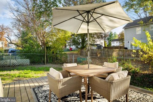 23 Berkeley Ct, Charles Town WV  25414-4221 exterior