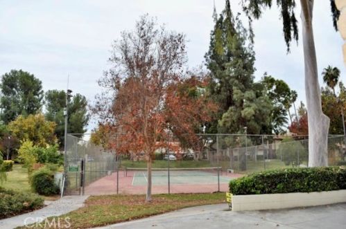 2867 Tropicana Dr, Riverside CA  92504-4282 exterior