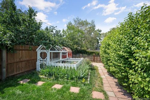 1025 King St, Denver CO 80219-5353 exterior