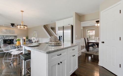 1456 Schoenherr Ave, Lemont IL  60490-3206 exterior
