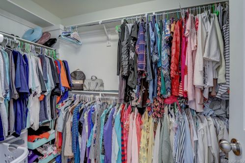 5037 Addison Way, Aurora CO 80016-5390 exterior