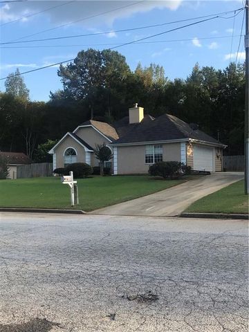 1660 Hidden Shoals Dr, Conyers, GA 30013-5200