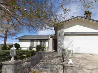 39203 Foxholm Dr, Palmdale, CA 93551-3910
