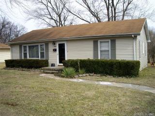 898 Portland Ave, Collinsville, IL 62234-3631