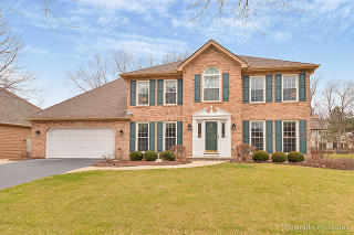 2397 Bluemont Ct, Naperville, IL 60565-6340