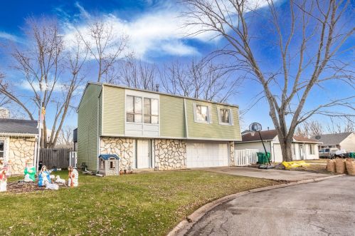 958 Shiloh Ct, Joliet, IL 60431-9307
