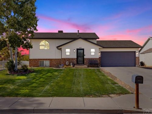 4213 Ridge Dr, Pueblo, CO 81008-1837