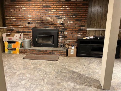 413 Dunham St, Southington CT  06489-1216 exterior