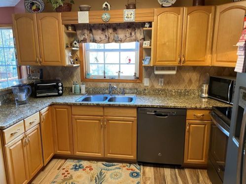 530 Lakeshore Dr, Stockbridge GA 30281-2030 exterior