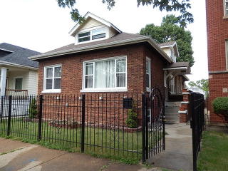 3216 66th Pl, Chicago, IL 60629-3426