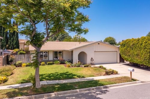 1755 Emory Ave, Simi Valley, CA 93063-4113