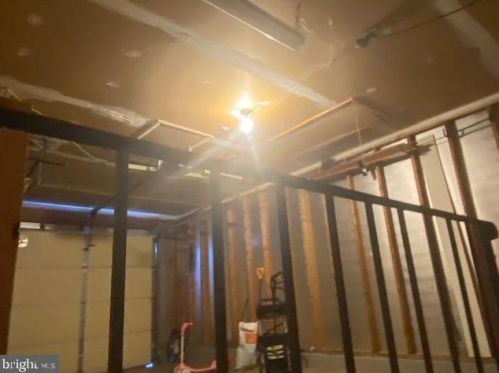 1409 Silo Way, Silver Spring MD 20905-6069 exterior