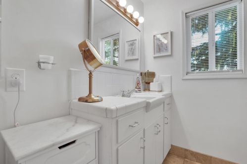 1700 Kenneth Dr, Turlock CA 95380-3421 exterior