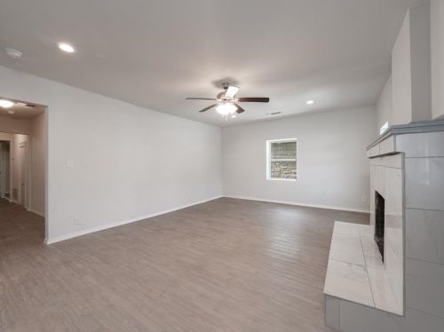 622 Oakland Blvd, Fort Worth TX  76103-3752 exterior
