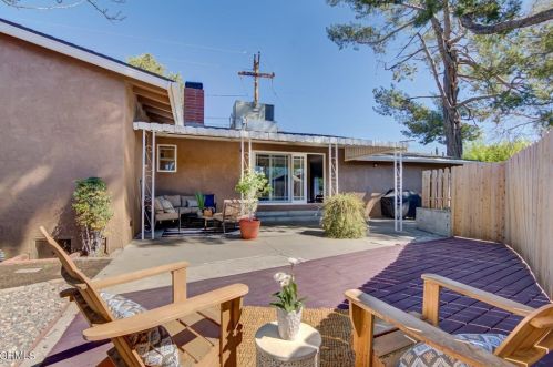 2902 El Caminito, Glendale CA 91214-2005 exterior